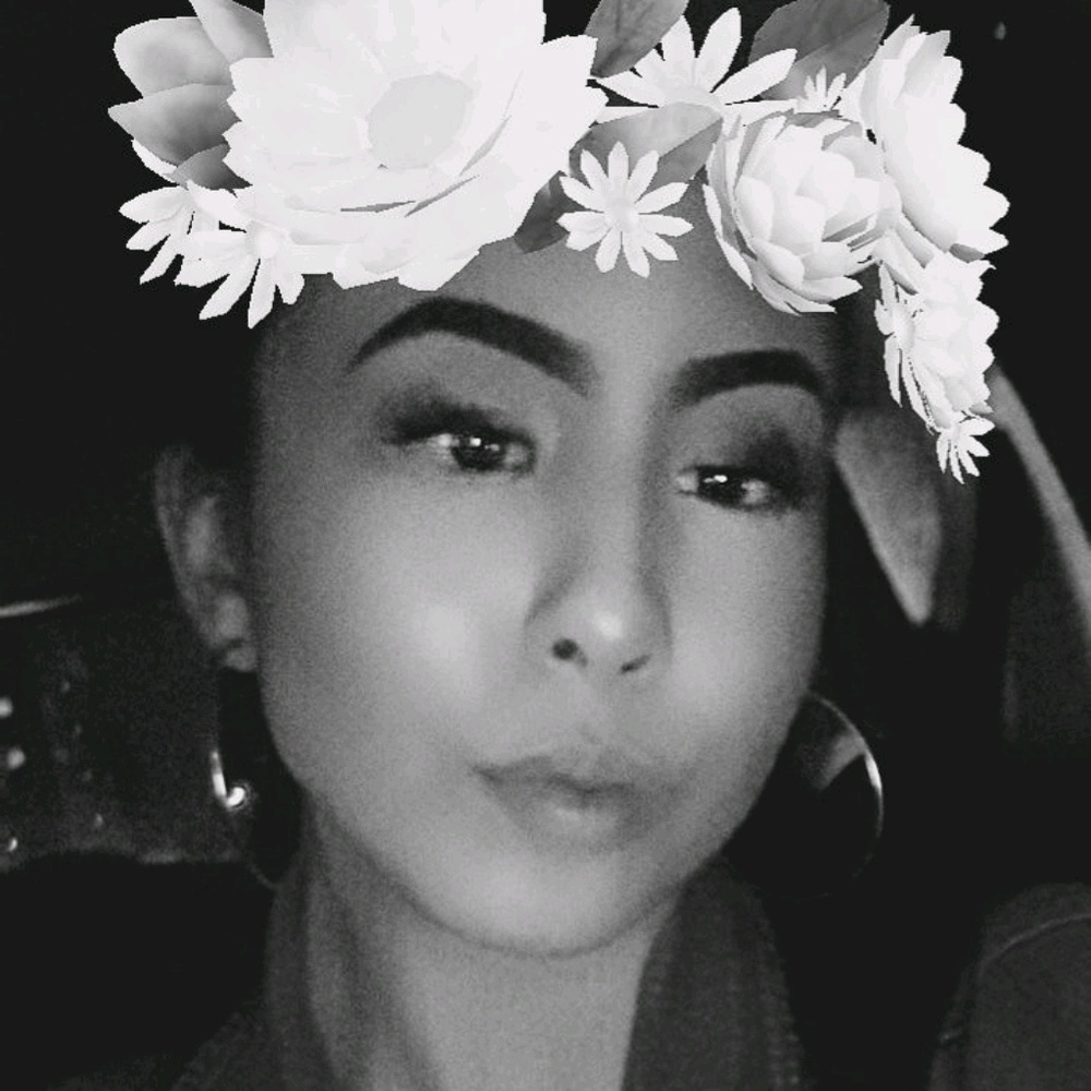 Meet your Posher, Ana